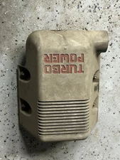 GM 12560209 Genuine OEM Escalade C1500 C2500 Engine Upper Intake Manifold Cover