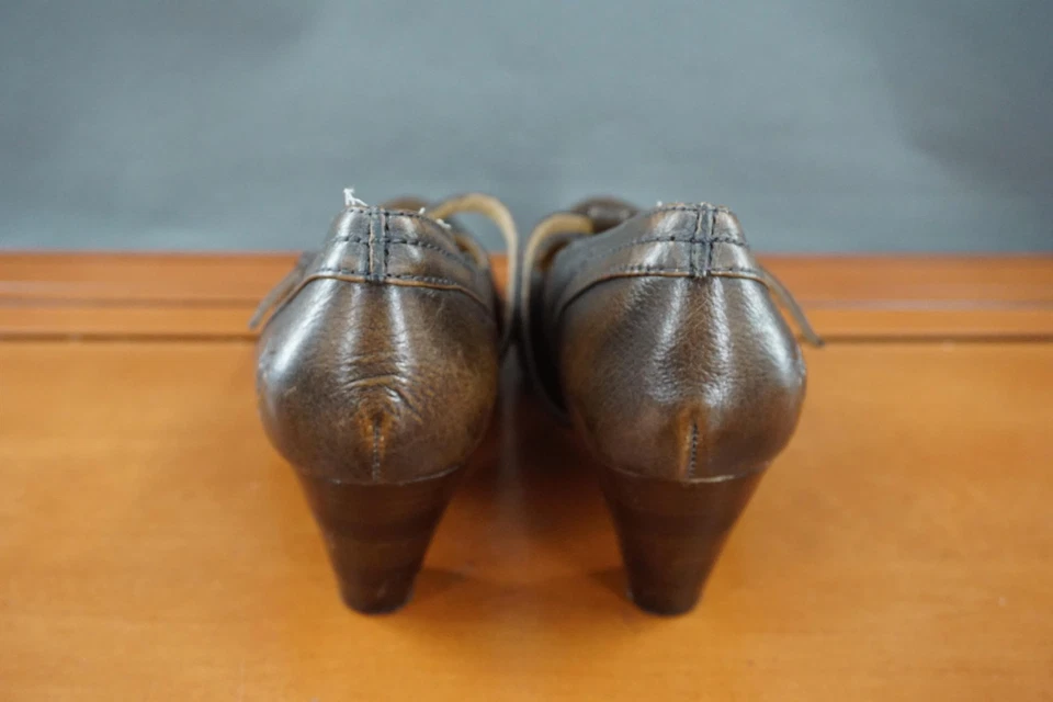 Zapatos de salón Frye para mujer talla 9 cuero marrón Lois T correa Mary Jane 73117 Foto 4 de 4