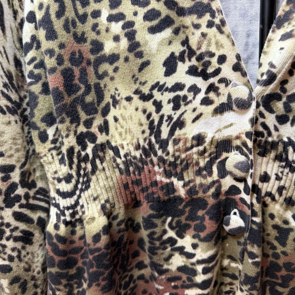 女式连衣裙谷仓豹纹动物印花衬衫 Georgette 尺寸 L — 第 2/4 张图片