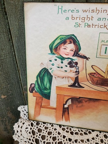 LETRERO DE NIÑA IRLANDÉS ESTILO VICTORIANO EN MAL ESTADO FRANCÉS PRIMITIVO DE COLECCIÓN DÍA DE SAN PATRICIO - Imagen 3 de 7