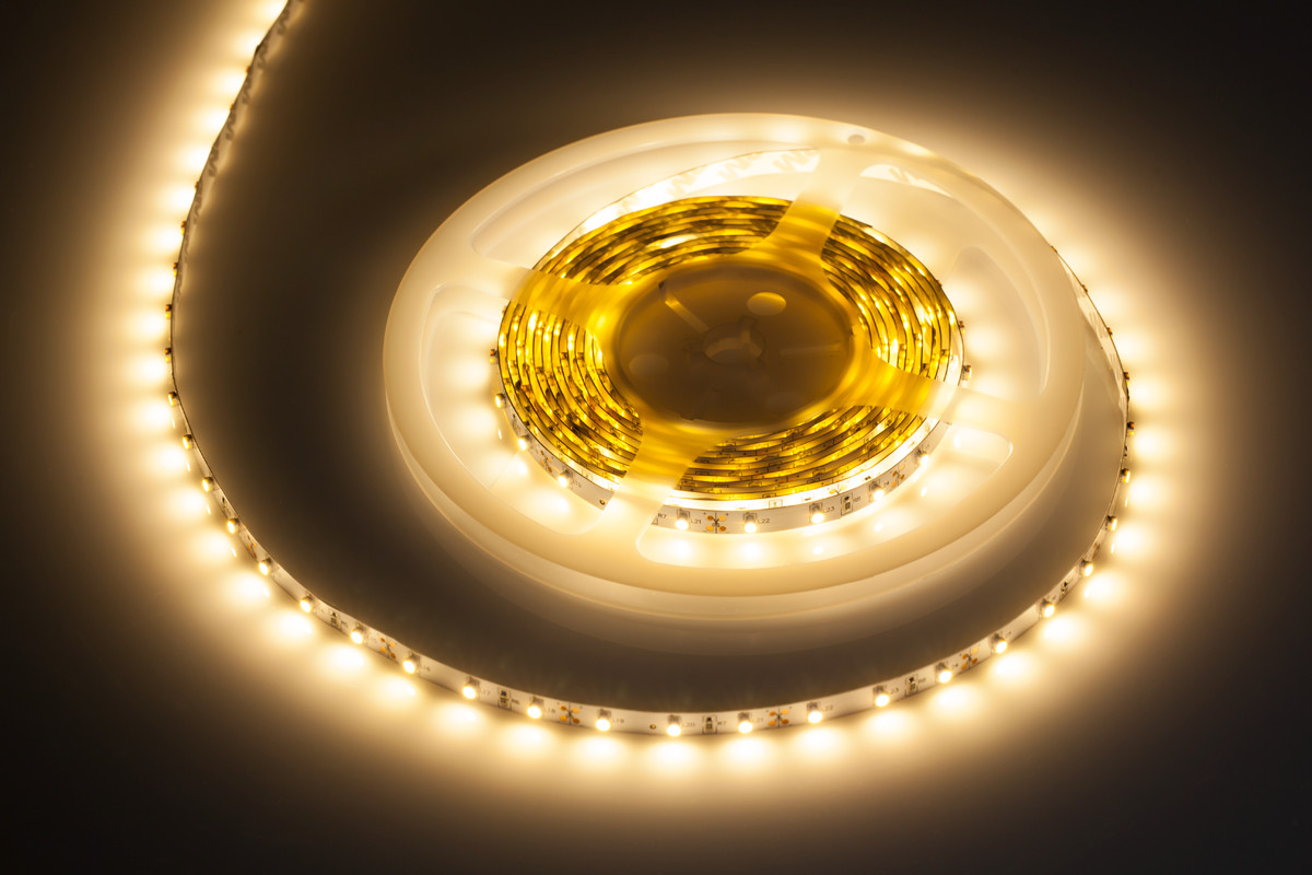 5901436736110 Шнур диодный 5м белый 300x1210 SMD Vipow 5790₽