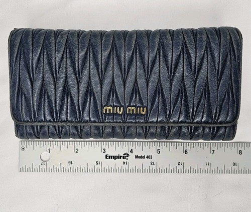 Billetera Continental Miu Azul Matelasse Cuero de Cordero Auténtica Uso Vintage - Imagen 4 de 20
