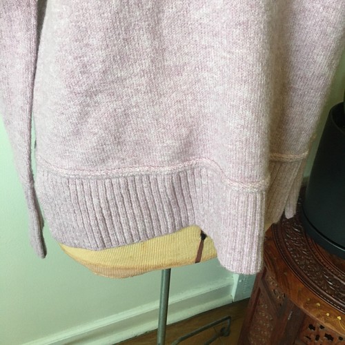 Cynthia Rowley Lilac V neck Sweater - Picture 4 of 8