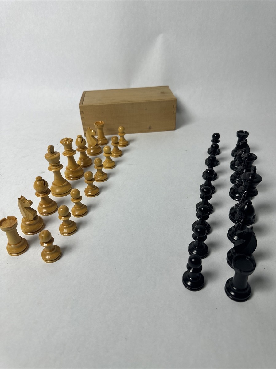 Vintage 1945 E S Lowe Hand Carved Chess Pieces with 3 inch King