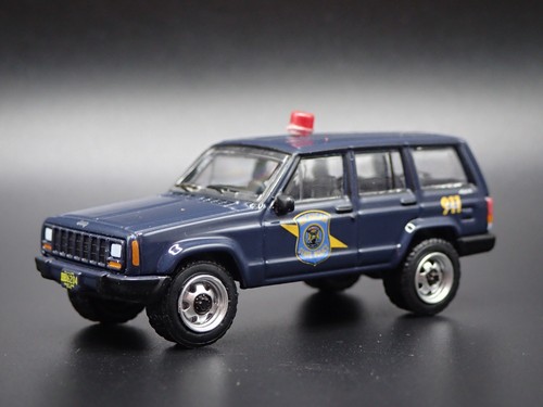 JEEP CHEROKEE XJ SPORT 4 DOOR MICHIGAN STATE POLICE 1:64 SCALE DIECAST MODEL CAR - Picture 2 of 8