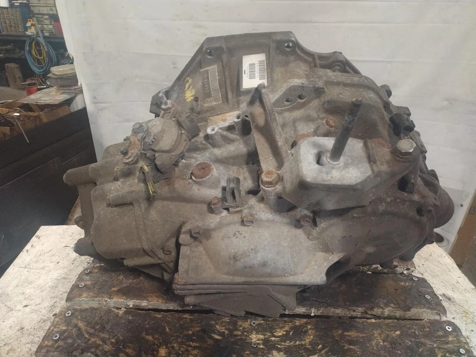 Used Automatic Transmission Assembly fits: 2003 Saab Saab 9-5 AT 4 cylinder B235 - Imagem 4 de 4