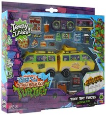 Teenage Mutant Ninja Turtles Tales of the TMNT Teeny Tinies Bodega Run Playset