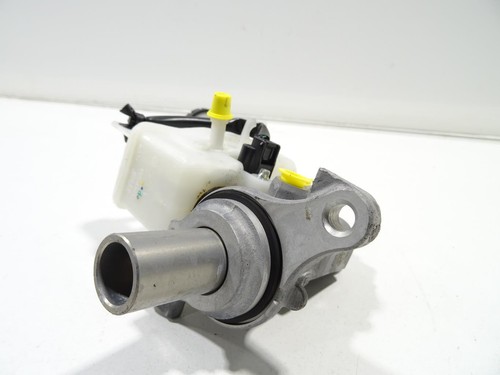 HOOFDREMCILINDER Nissan Pulsar (C13) 460101KA0B - Afbeelding 2 van 4