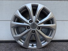 1x Alufelge 17 Zoll 6.5" 5x112 49ET 2K7601025A VW Passat Golf I Rim Wheel
