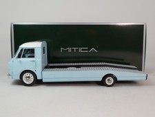 Mitica Alfa Romeo A12 F12 1. Serie Abschleppwagen Hellblau 1967 1/18 200082-D