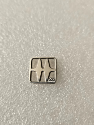 BC HYDRO 25 YEARS SERVICE AWARD PIN.