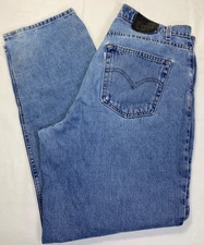 Vintage Levi’s SilverTab Jeans Loose Fit Tapered 36x30 Medium Wash USA