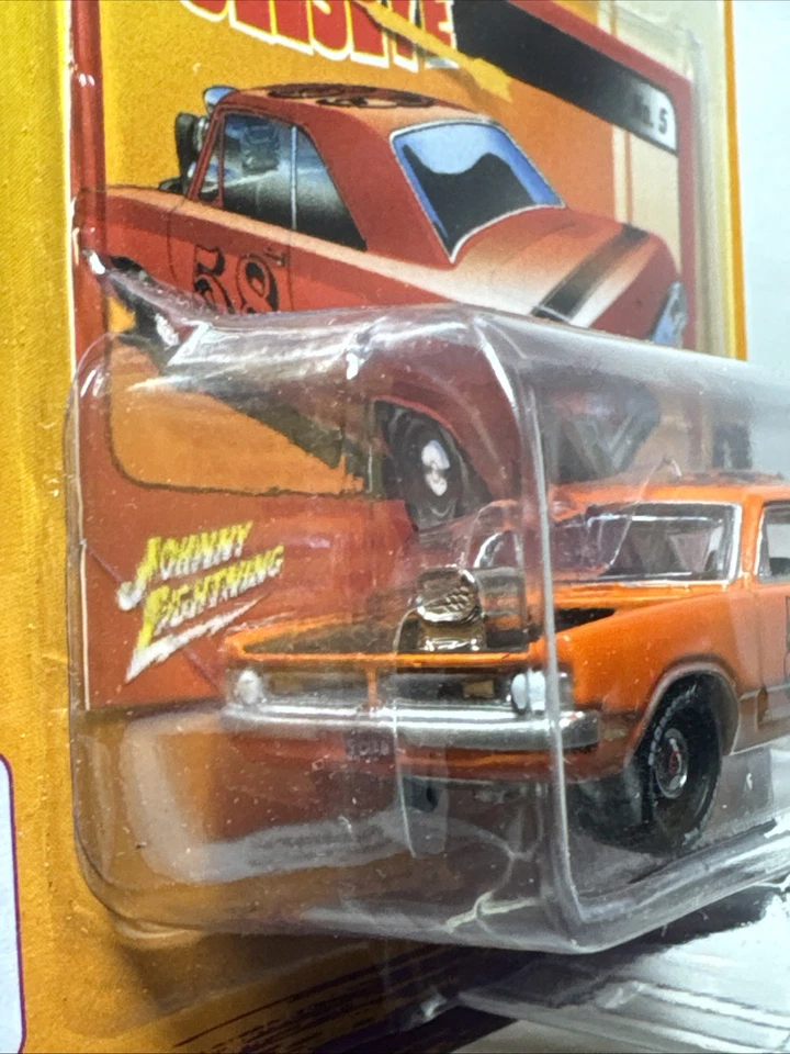 Johnny lightning 1/64 🇨🇵 1970 Dodge Dart Swinger , Serie Spoilers metal - Photo 2/4