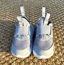 Nike Flex Runner Toddler 5C Gray/White Slip-On Low Top Lightweight Sneaker
