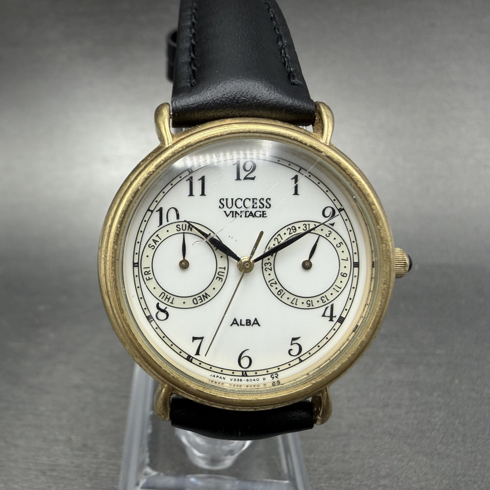 Daydate ALBA READ!!!!!! Success PARTS Dial Watch Seiko White Men Gold Tone 32mm - vintagewatches.pk