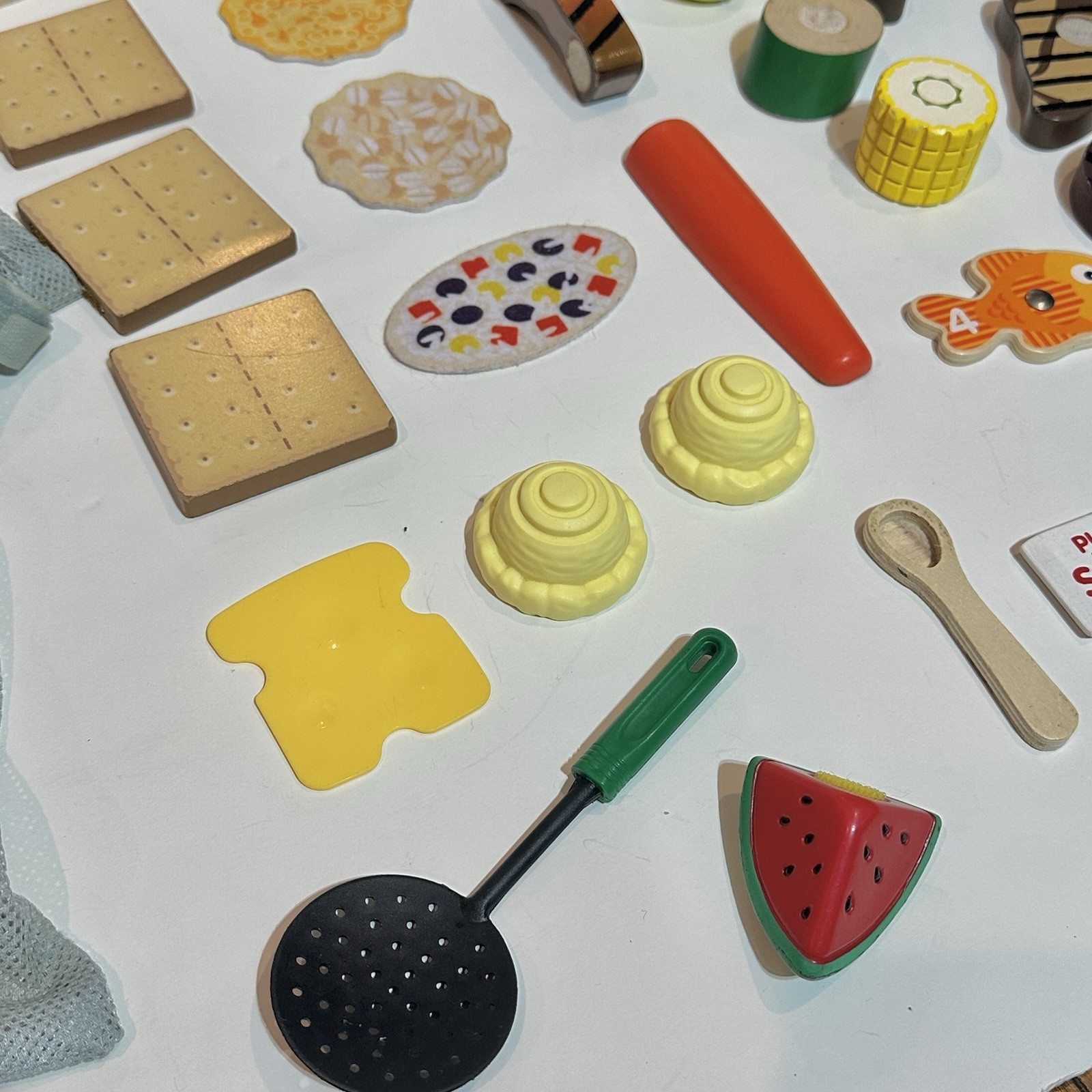 Melissa & Doug Food Play Set Wooden Pieces Mixed Lot Of 42 Food Smores Ice Cream