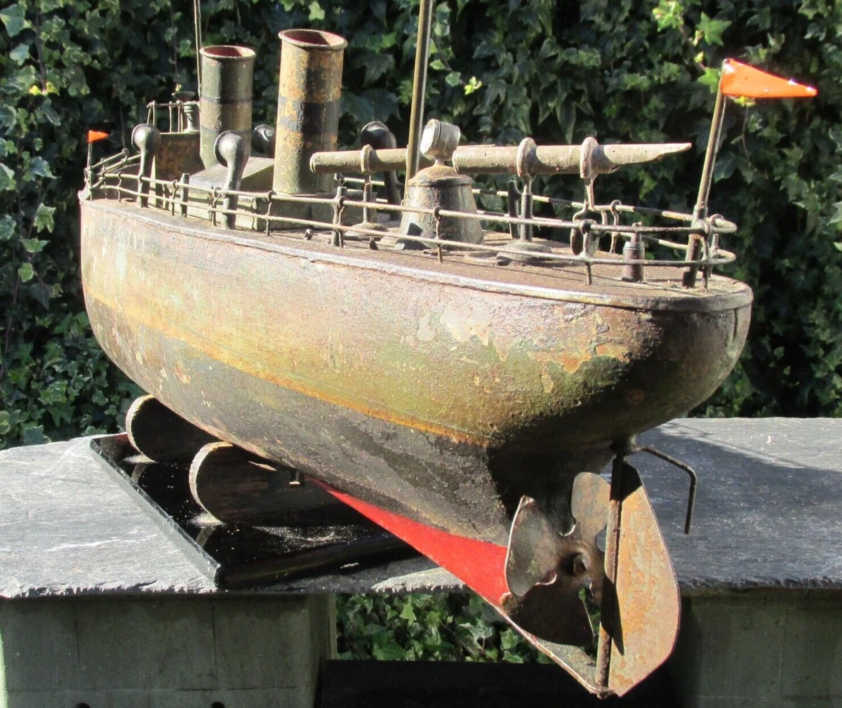 Marklin 75cm clockwork torpedo boat No72 original unique working motor funne1s