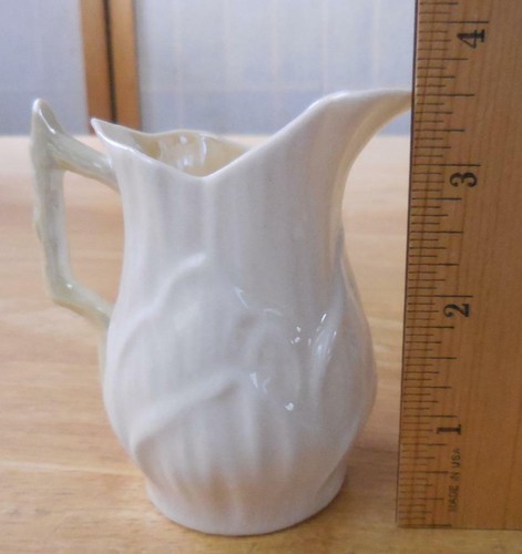 Belleek Ireland Lily White 3-1/4" Creamer with Green Mark - Picture 3 of 7