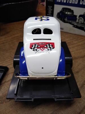 Vtg NOS Wix Filter ERTL Die Cast 1940 Ford Coupe Race Car Coin