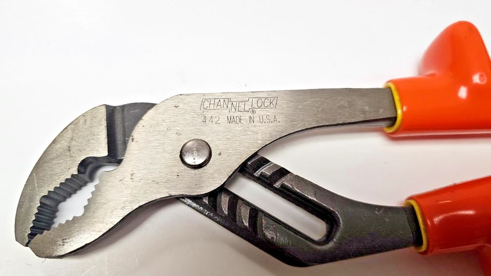 CHANNELLOCK 442 12" INSULATED LINEMAN PLIERS-1000v - Image 3 of 3