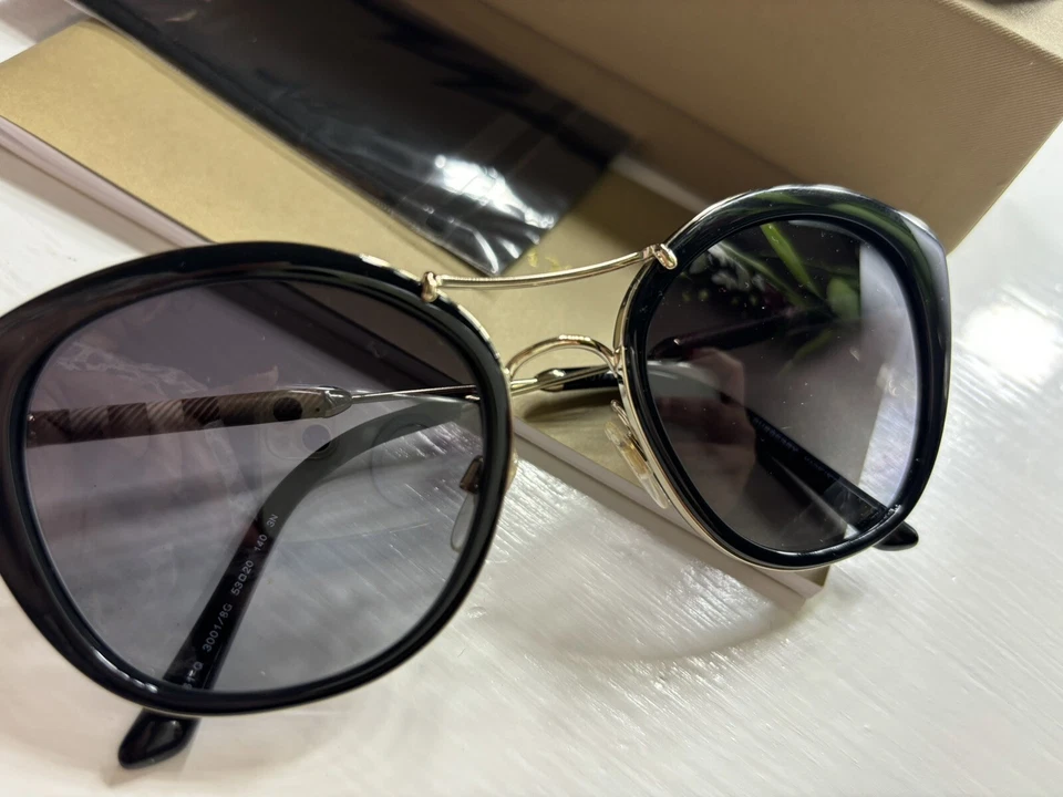 Burberry Sunglasses BE 4251Q 30018G Black Grey Gradient Cat Eye - Image 4 of 4