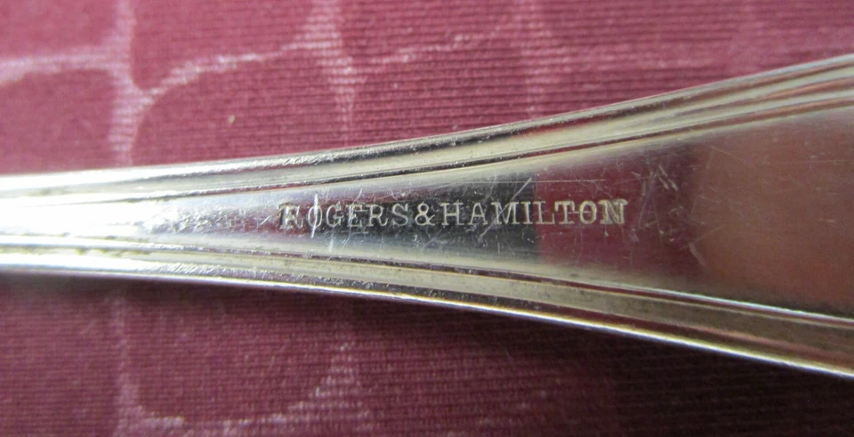 MARQUESA 3 cucharas de fruta 1900 Rogers plateado sin monogramas Foto 4 de 4