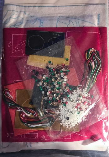 Jeweled Felt Santa Claus In Chimney Christmas Stocking Kit Mint & Rare! - Picture 3 of 3