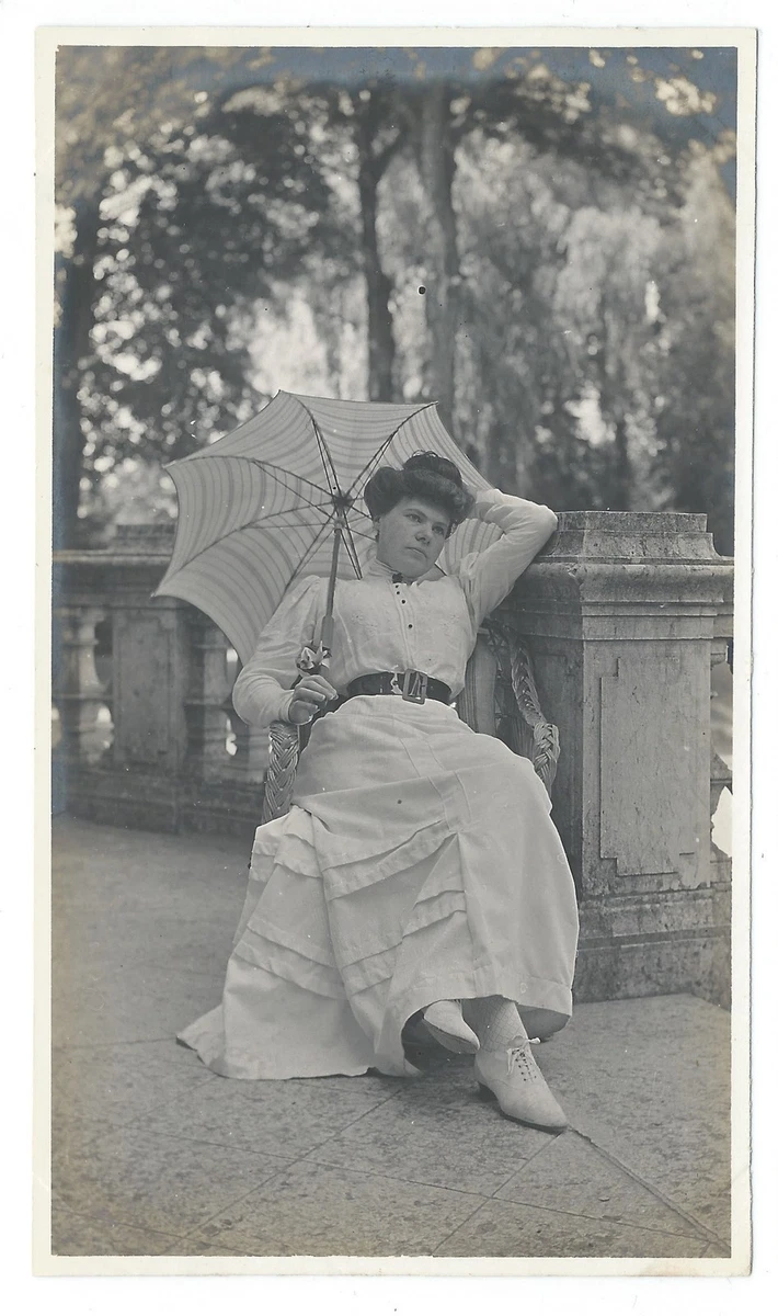 C832 Photographie originale ancienne 1910 femme parapluie ombrelle mode fashion eBay
