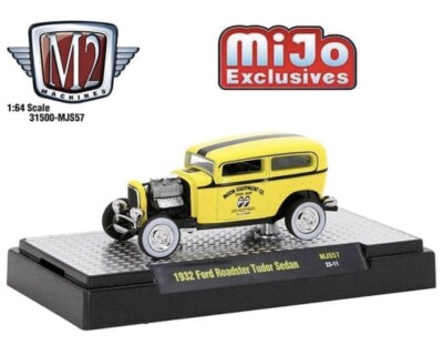 M2 MACHINES 1932 FORD ROADSTER TUDOR SEDAN MOONEYES HOBBY 1/3300