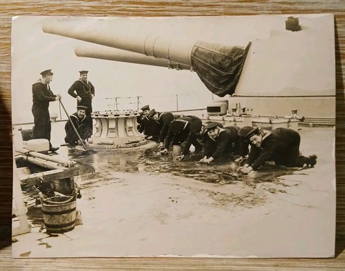 WWI Era HMS ROYAL OAK On Deck Photo 20.5 x 15.5cm Jutland