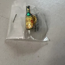 VTG Wild Turkey Liquor Bottle Enamel Hat Lapel Backpack Pin Pinback