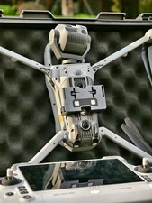 BK4 2-in-1 Red  Blue Flashing Light  Dual Drop Thrower for DJI Matrice 4 Serie