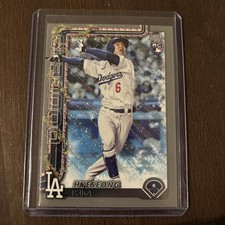 2025 Topps Holiday Mega Box Hyeseong Kim #H174 Dodgers RC Silver Glitter