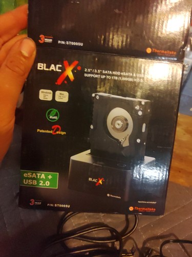 ThermalTake BlacX 2.5"/3.5"HDD eSATA USB 2.0 Hard Drive Docking Station 500 GB - Afbeelding 5 van 6