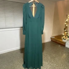 New LULU'S L Hunter Green Talk About Divine Long Sleeve Backless Maxi Dress