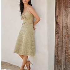 EXPRESS Green Cotton Eyelet Tie Front Sweetheart Midi Sundress Size M  NWT