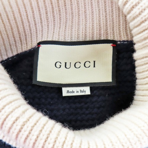GUCCI one piece wool Knitted sweater with brooch used - Picture 7 of 8