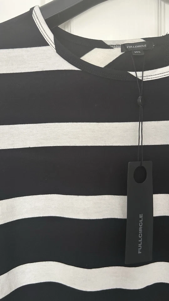 STRIPED MAXI DRESS . 🖤🤍🖤 - Image 3 of 4