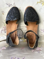 La Perla Mexicana 25 Black Leather Huarache Woven Flats Sandals Mexico Size 8