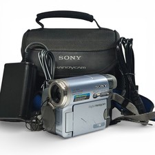 Sony Handycam DCR-TRV14E videocamera miniDV NightShot zoom 10x + caricatore e borsa