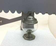 Ancien pot en verre avec pied et couvercle en étain  11,5 x 20 cm environ
