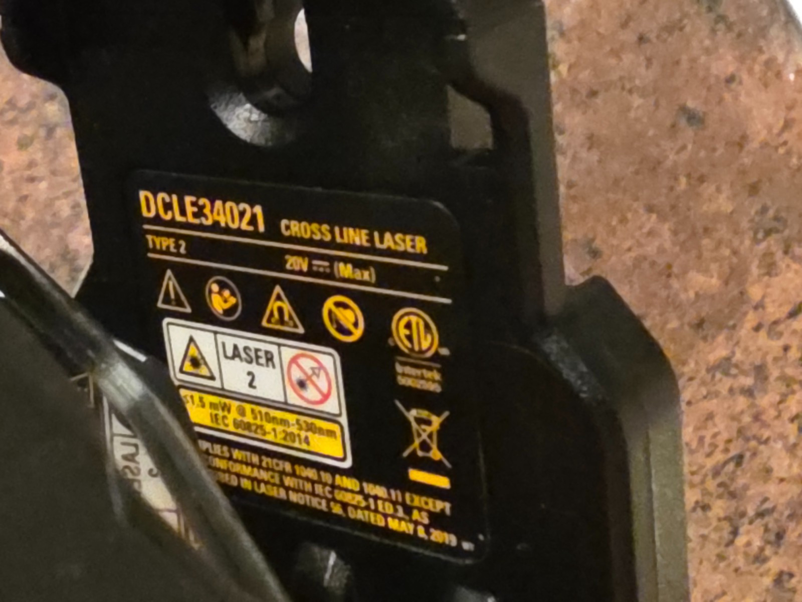 DEWALT DCLE34021D1 20V MAX Li-Ion Cordless Green Cross Line Laser Kit