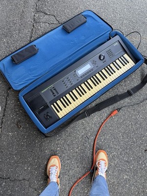 Kurzweil K2000 V3 Variable Architecture Synthesis Technology Keyboard Vintage