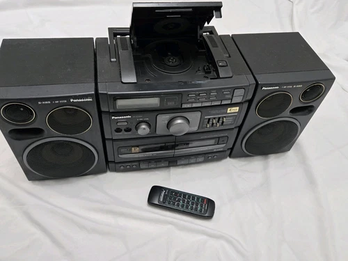 Vintage Panasonic RX-DT690 CASSETTE/CD/AUX Stereo W/ Remote For Parts Or Repair
