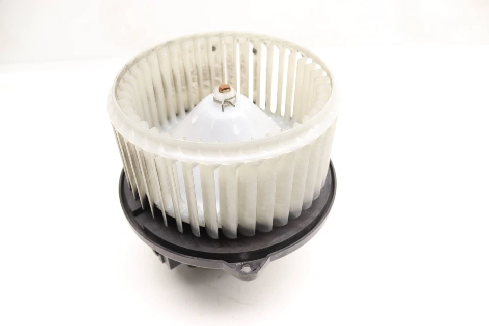 Land Rover Range Rover Sport 2006-2013 - motor soplador delantero / ventilador JGC500050 Foto 2 de 4