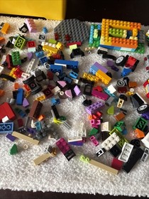 LEGO Creator Medium Creative Brick Box Tons Pieces Yellow Box Huge Lot 3lbs 7oz