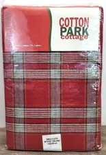 Cotton Park Cottage Holiday Plaid 95% Cotton 5% Lurex 60"x102" Oblong Red/Green