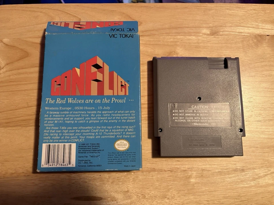 Sistema de entretenimento Nintendo Conflict Vic Tokai NES na caixa sem manual  - Imagem 2 de 2