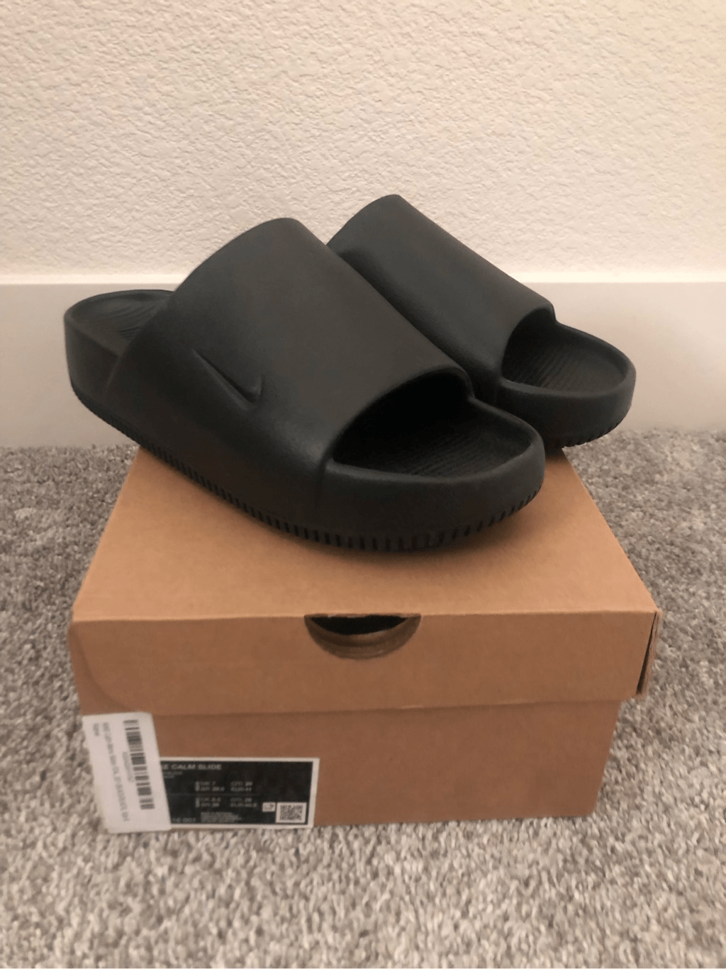 Nike Calm Slide Men's Size 8/ Women's Size 9 Black