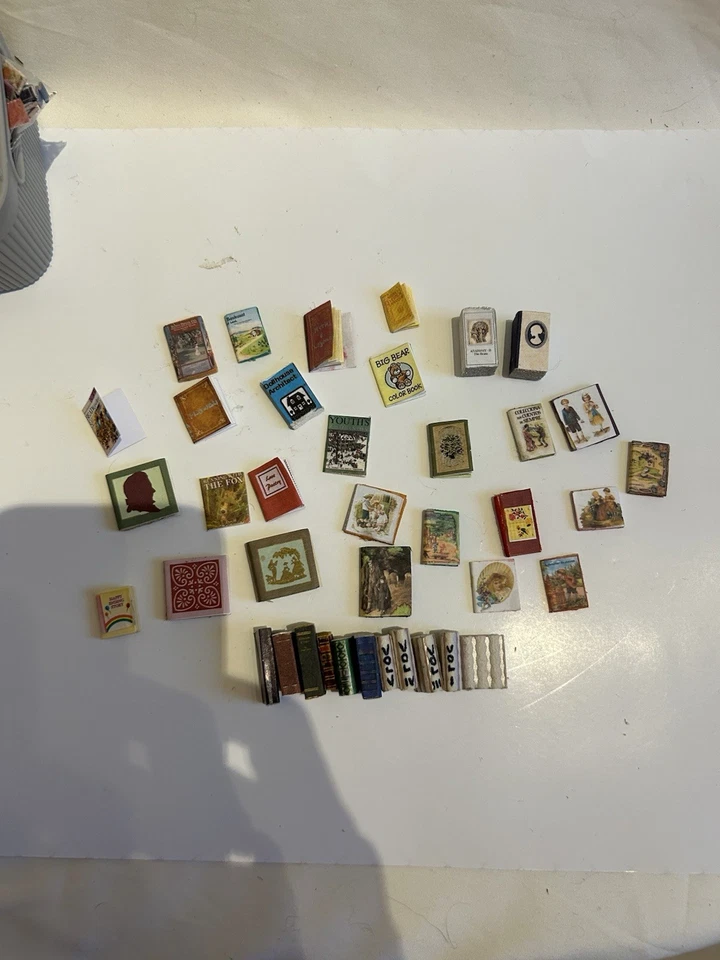 12th Scale Dolls House Job Lot Of Handmade Books - Image 1 of 1